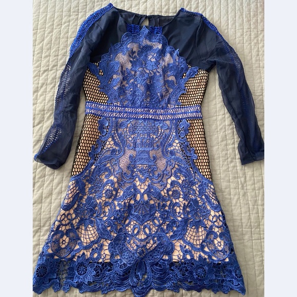 NWT Blue Lace Longsleeve Fitted Mini Dress - Picture 1 of 8